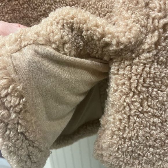 DREAMY HIGH PILE FLEECE COAT IN CAMEL BY THREAD & SUPPLY - Picture 7 of 7